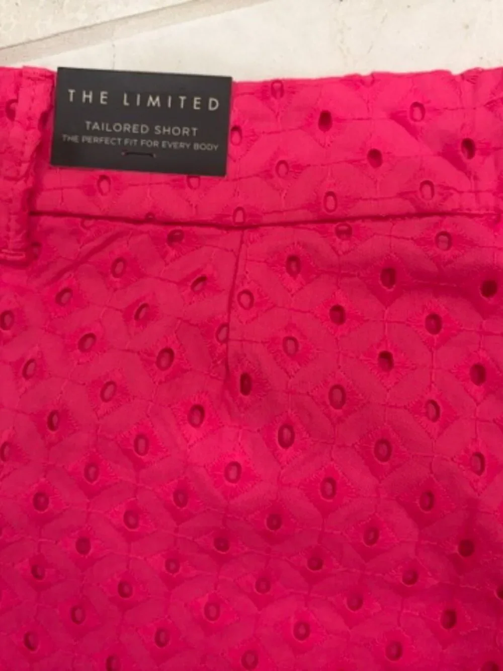 NWT Womens THE LIMITED Hot Pink Eyelet Tailored Shorts Sz 4 ElleWoods Barbiecore